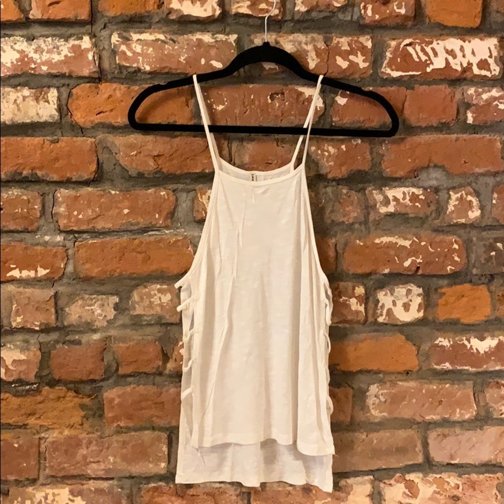 White LF Cut-out Tank